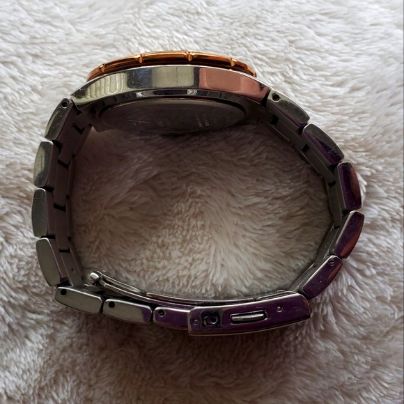 Guess Women's Mini Prism Two-toned Silver Gold Watch, W15072L2 - Picture 16 of 16